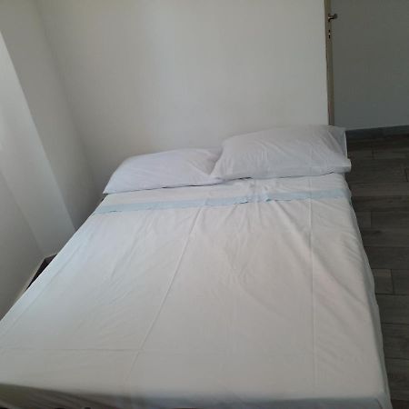 Home332 Специя Экстерьер фото
